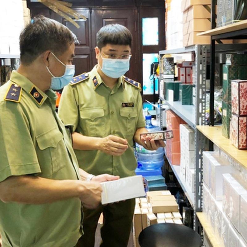 Cảnh báo mỹ phẩm được 'hô biến' thành thuốc