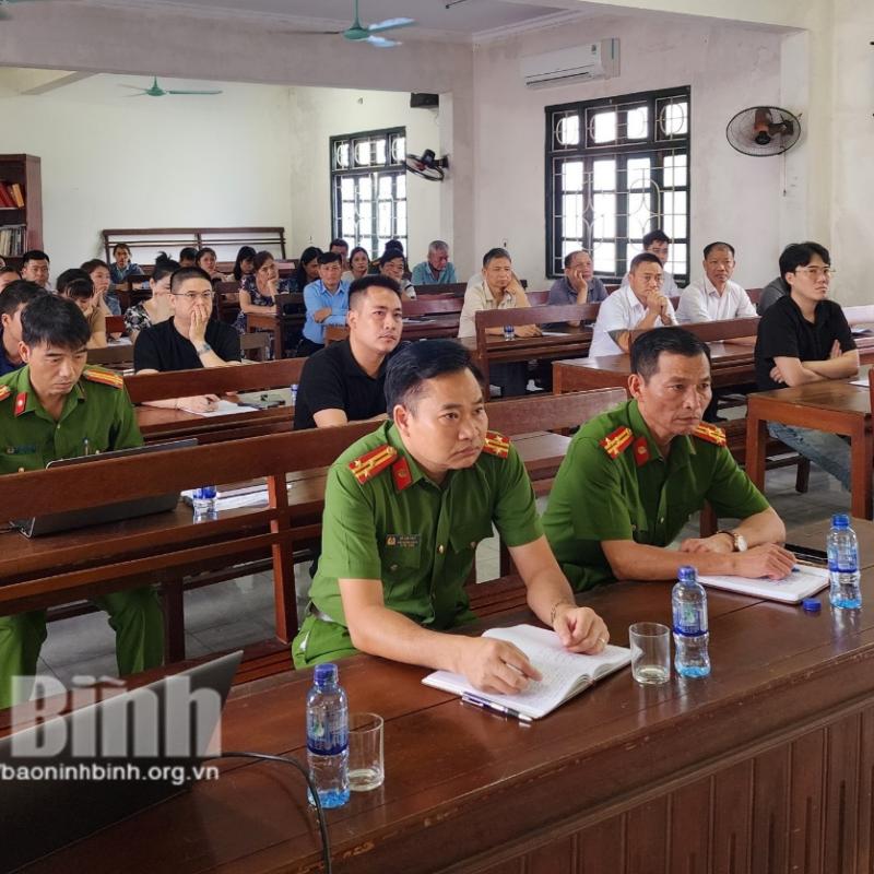 Hướng dẫn, tháo gỡ khó khăn, vướng mắc về PCCC cho các cơ sở kinh doanh dịch vụ karaoke và dịch vụ lưu trú