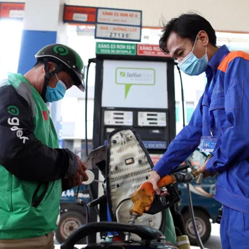 Giá xăng dầu quay đầu tăng nhẹ từ 15 giờ ngày 10/7